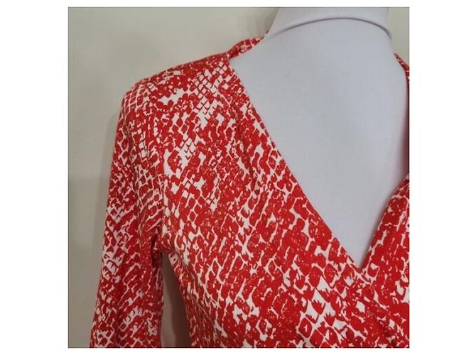 Diane Von Furstenberg DVF New Julian Two Mini-Wickelkleid in Serpent Simple Tango Weiß Rot - Ansicht 8