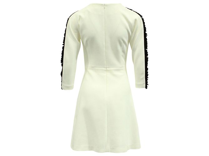 Vestido recto de poliéster blanco con adornos en las mangas de Sandro Paris - vista 3