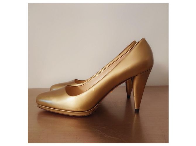 Prada Pumps Gold Leder 37.5 Golden - Ansicht 4