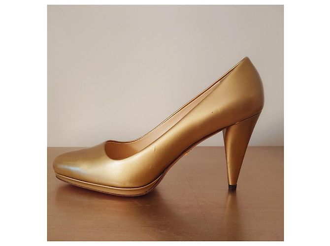 Prada Pumps Gold Leder 37.5 Golden - Ansicht 6