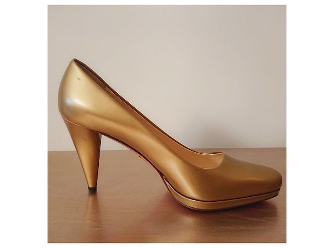 Prada Pumps Gold Leder 37.5 Golden - Ansicht 7