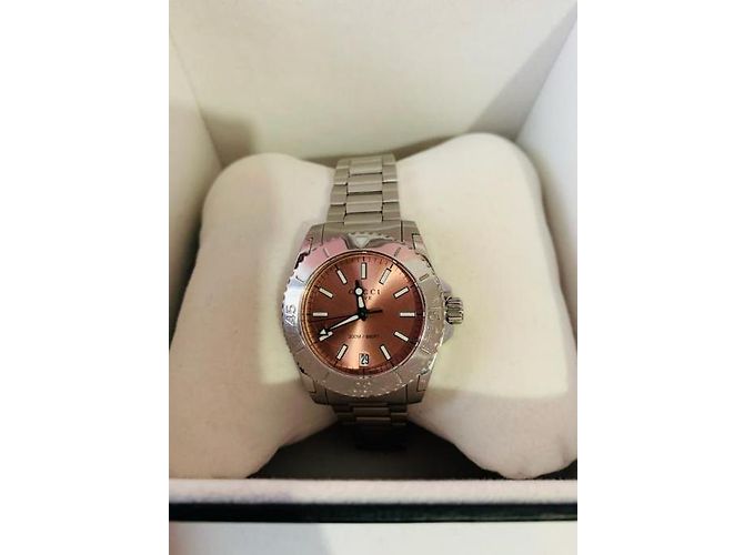 Relógio Gucci Dive em aço com quartzo rosa Prata - vista 3