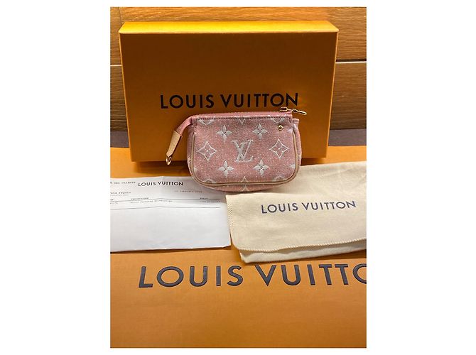 Louis Vuitton bolso de mano Micro Accessoires Rosa - vista 2