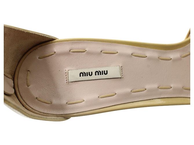 Miu Miu Zeppe aperte in pelle verniciata beige - vista 7