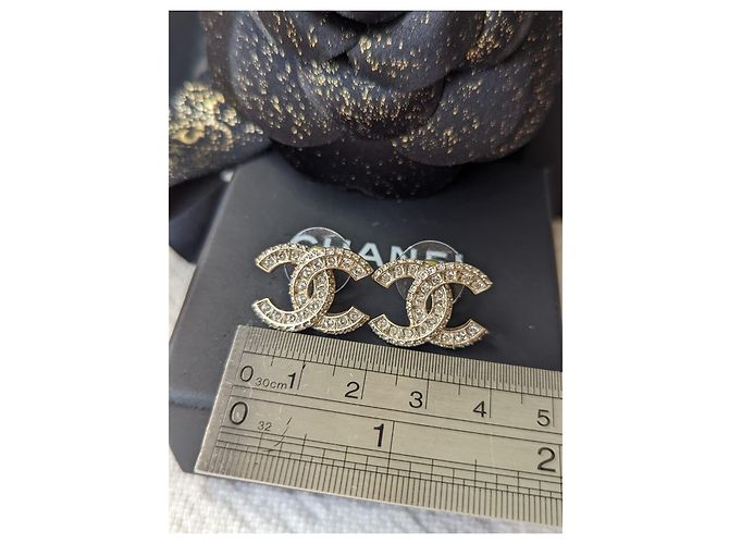 Chanel CC A21V Timeless Crystal Golden Hardware Logo Ohrringe Box - Ansicht 7