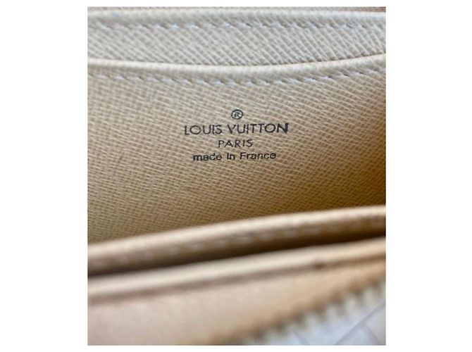 Montsouris Louis Vuitton Zippy Geldbörse beige grau Stoff - Ansicht 2