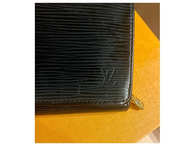 Sofia Coppola Louis Vuitton Tresor Cuir Noir - vue 3