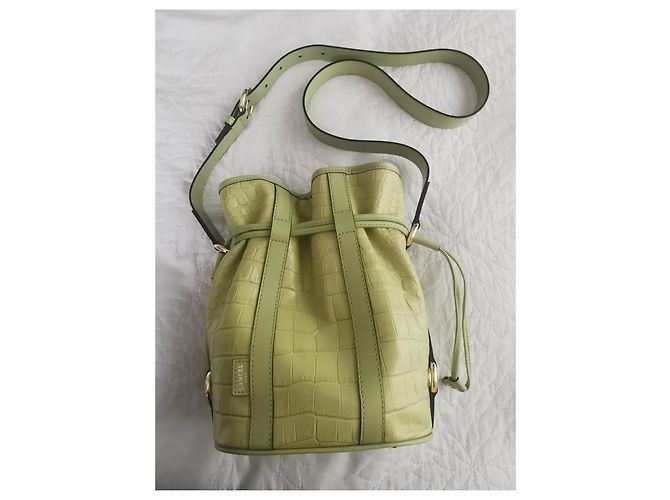 Elsa Sellier Bolsa saco Lancel Elsa PM em couro verde com estampa de crocodilo Verde claro Gold hardware - vista 12