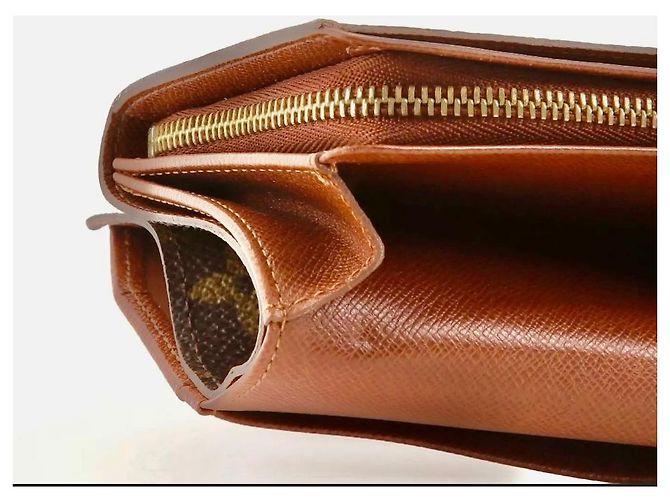 Montsouris Louis Vuitton Tresor Wallet Monogram Canvas Brown - view 5