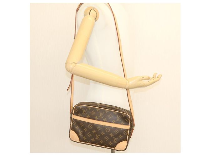 Louis Vuitton-Monogramm-Trocadero 27 Umhängetasche M.51274 LV Auth am356b - Ansicht 22