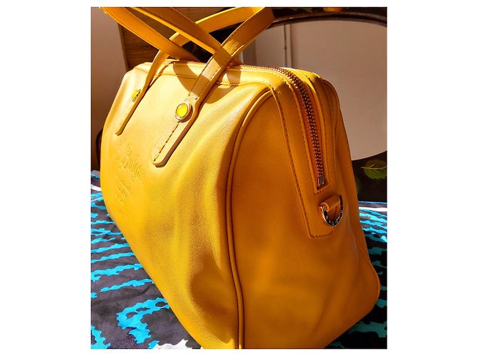 Borsa a mano Bulgari Foundation gialla in pelle Giallo - vista 18