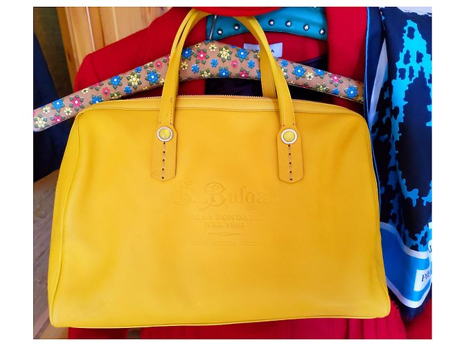 Borsa a mano Bulgari Foundation gialla in pelle Giallo - vista 21