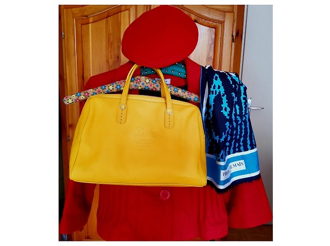 Borsa a mano Bulgari Foundation gialla in pelle Giallo - vista 22