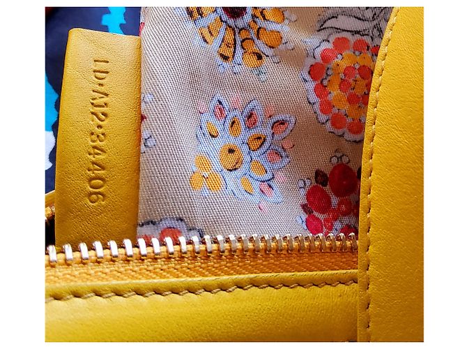Borsa a mano Bulgari Foundation gialla in pelle Giallo - vista 8