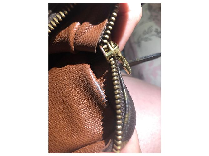 Louis Vuitton - Pochette con monogramma - Marly Bandouliere Marrone Beige Gold hardware - vista 4