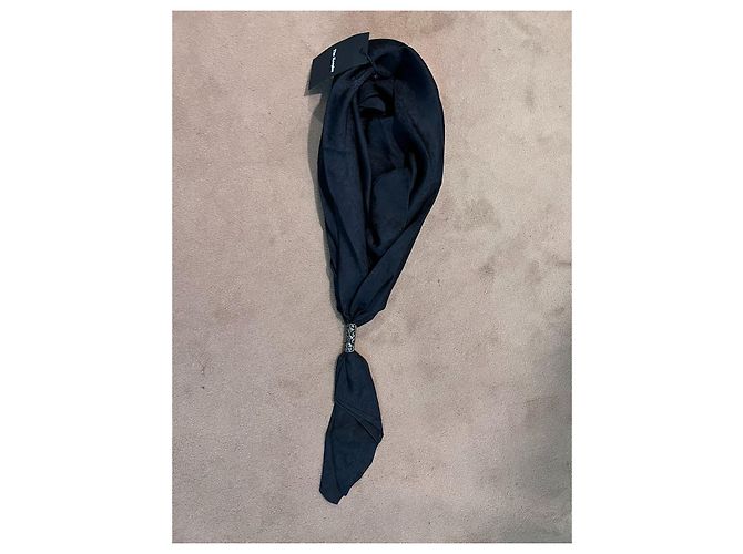 The Kooples Sciarpa in seta gioiello nera - vista 5