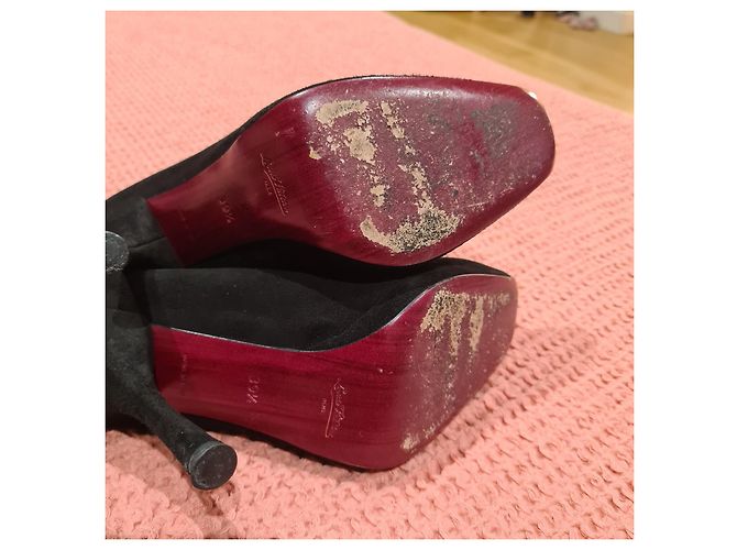 Pompe di Louis Vuitton 39,5 In perfette condizioni Nero - vista 4