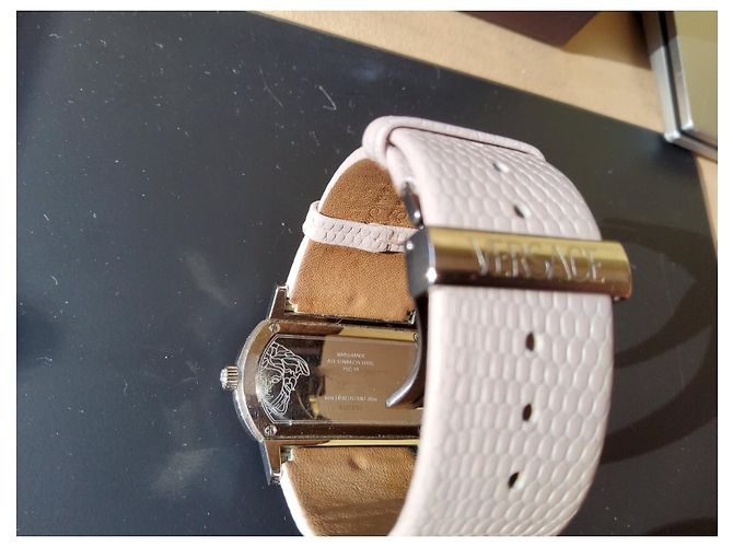 Versace-Uhr hellrosa Perlmutt-Zifferblatt, Riemen in cremefarbener Farbe Aus weiß Damier ebene - Ansicht 4