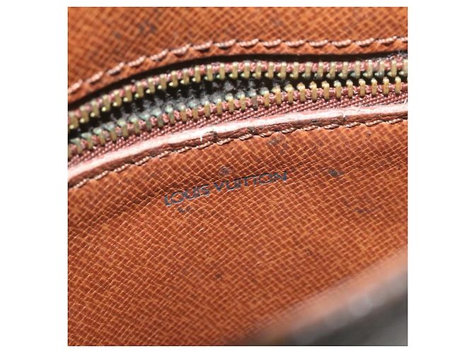 Saint-Cloud LOUIS VUITTON Monogram Saint Cloud MM Borsa a tracolla M51243 LV Auth em683g Monogramma - vista 16