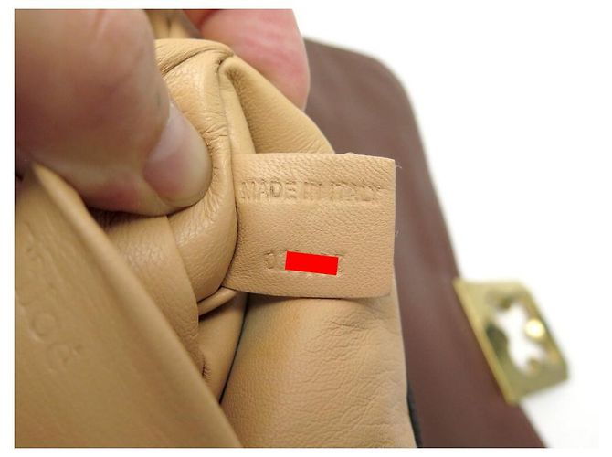 Chloé BOLSA CHLOE ELSIE PYTHON COURO E LATENTES TAUPE 26BOLSA DE MÃO CM - vista 11