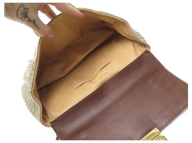 Chloé BOLSA CHLOE ELSIE PYTHON COURO E LATENTES TAUPE 26BOLSA DE MÃO CM - vista 8