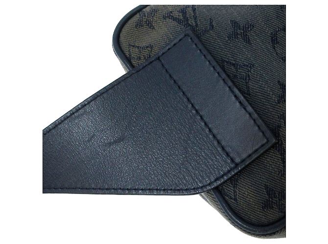 Bumbag Marsupio da esterno in denim blu con monogramma Louis Vuitton - vista 11