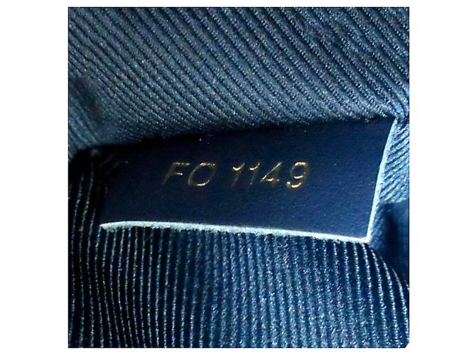Bumbag Marsupio da esterno in denim blu con monogramma Louis Vuitton - vista 7