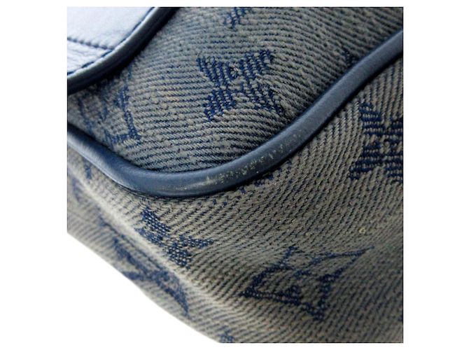 Bumbag Marsupio da esterno in denim blu con monogramma Louis Vuitton - vista 8