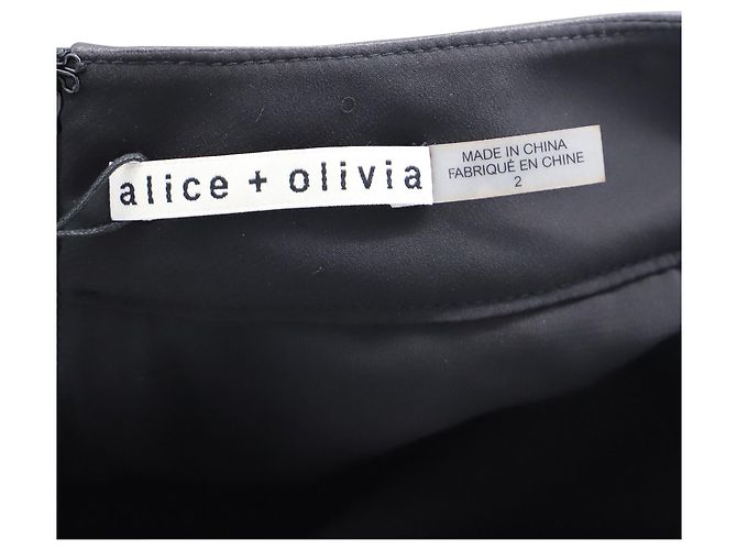 Alice + Olivia Falda midi de cuero negro con tachuelas de Alice & Olivia - vista 3
