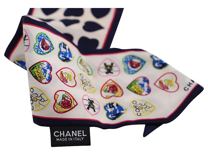 Timeless Sciarpa a fascia in twilly reversibile con cuore di Chanel in seta multicolor - vista 4