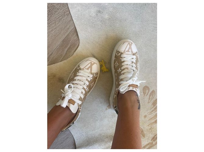 Sofia Coppola Louis Vuitton LV-TV-Timeout Beige - Ansicht 10