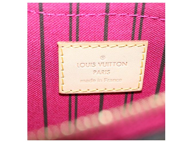 LOUIS VUITTON Monogram Neverfull MM Accessory Pouch LV Auth 31423 - view 15