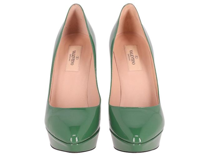 Décolleté Valentino Platform in Pelle Verniciata Verde - vista 2