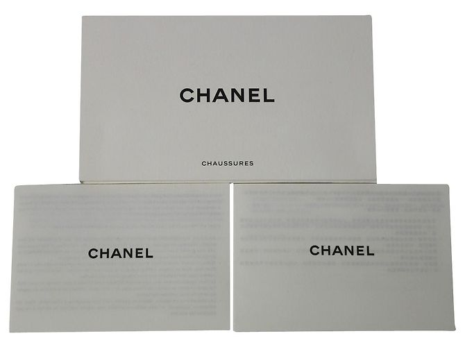 Sapatilhas Chanel Classic acolchoadas em couro preto - vista 7