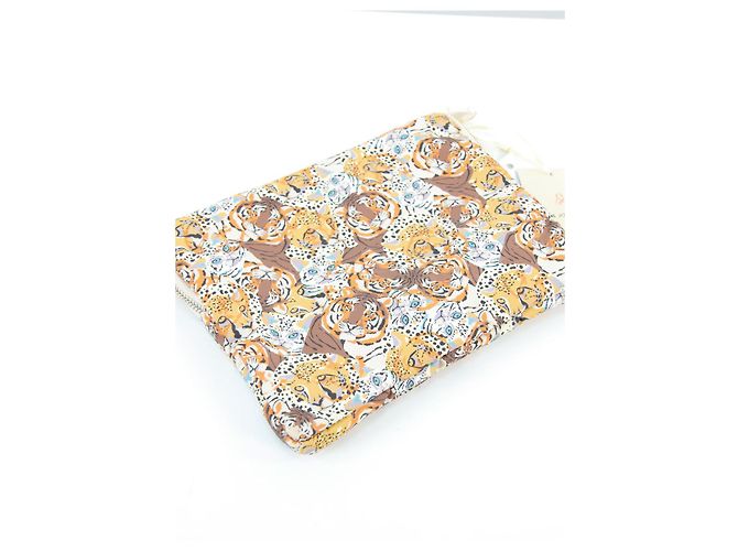 Estuche Paul & Joe - vista 2