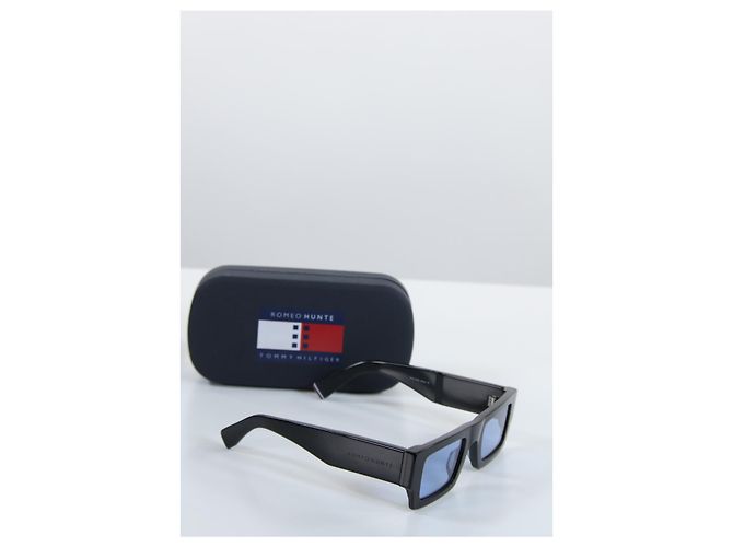 gafas de sol tommy hilfiger - vista 4