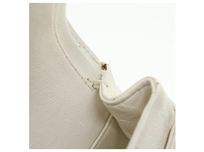 CHANEL Borsa a spalla con catena con patta foderata in matelasse Caviar Skin White CC Auth knn085 Bianco - vista 10