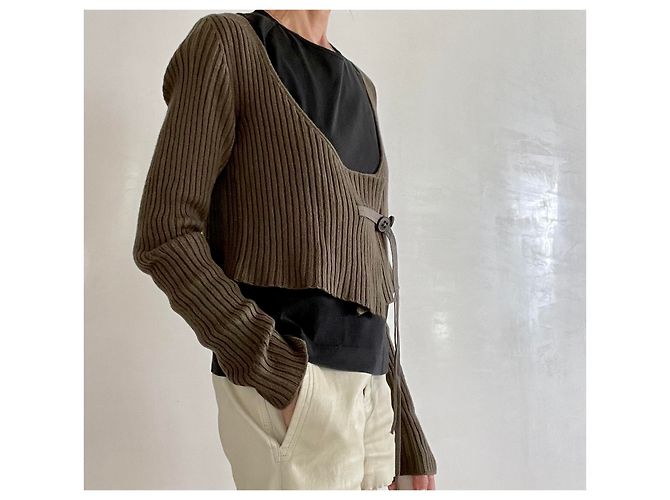 Autre Marque Kurze Jacke oder kurze Weste Taupe-Khaki aus reiner weicher Wolle Crea Concept - Ansicht 11