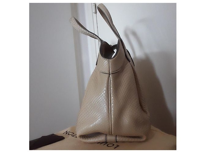Louis Vuitton Cirrus Handtasche aus Pythonleder Beige - Ansicht 16