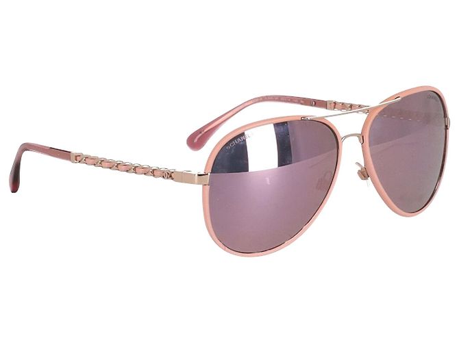Gafas de sol Chanel Aviator en PVC rosa - vista 2