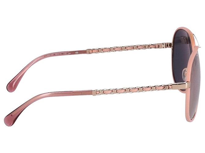 Gafas de sol Chanel Aviator en PVC rosa - vista 3