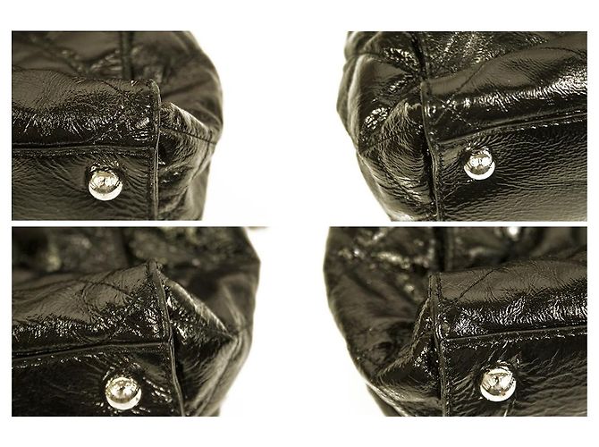 Bolsa de ombro Michael Kors Hamilton preta acolchoada com cadeado de couro envernizado Preto - vista 4