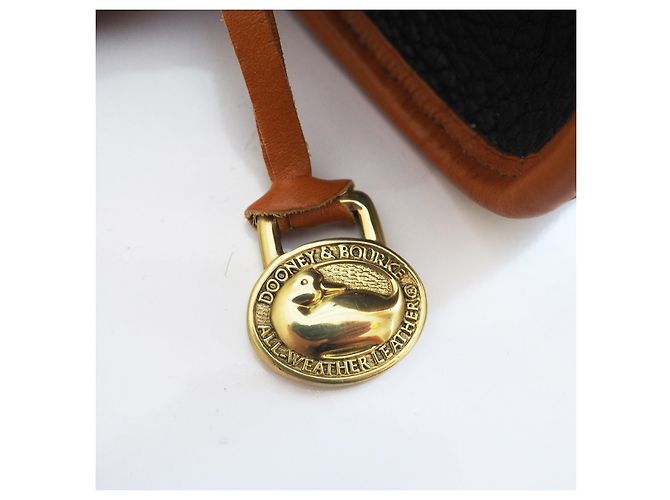 Dooney & Bourke Borsa a tracolla Donney & Bourke in pelle nera e marrone Nero - vista 11