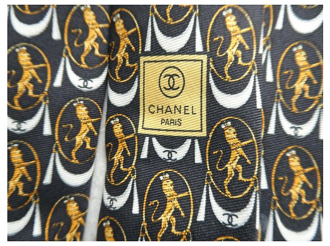 nueva corbata chanel nunca usada con su caja Negro - vista 8