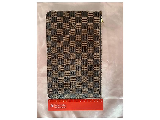 Louis Vuitton Cartera de Neverfull MM Castaño - vista 11