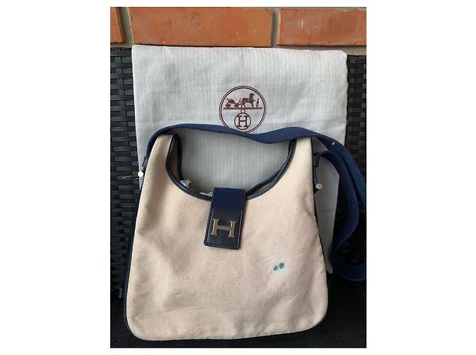 Borsa Hermès Tsako in Lino e Pelle Blu - vista 5