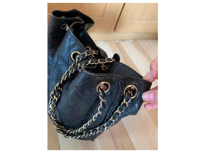 2.55 Borsa a secchiello Chanel in pelle nera Nero - vista 2