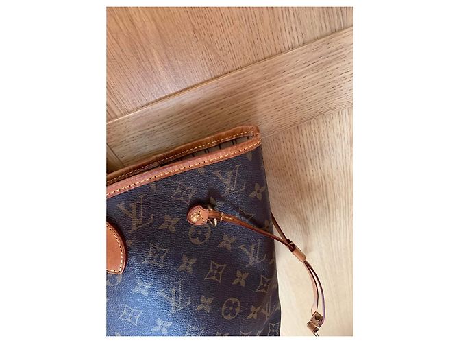 Louis Vuitton Neverfull MM Pelle Bronzo - vista 2
