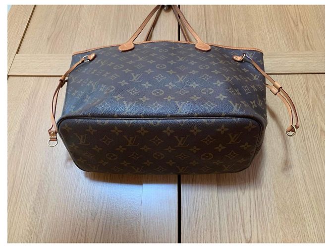 Louis Vuitton Neverfull MM Pelle Bronzo - vista 5