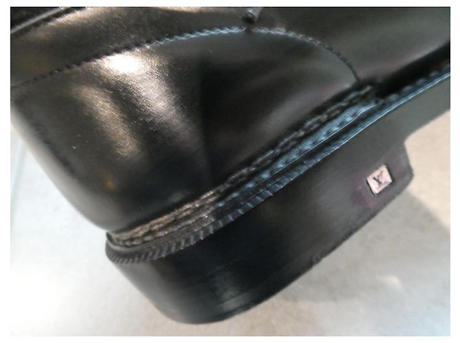 louis vuitton leather boots 41.5 Black - view 9